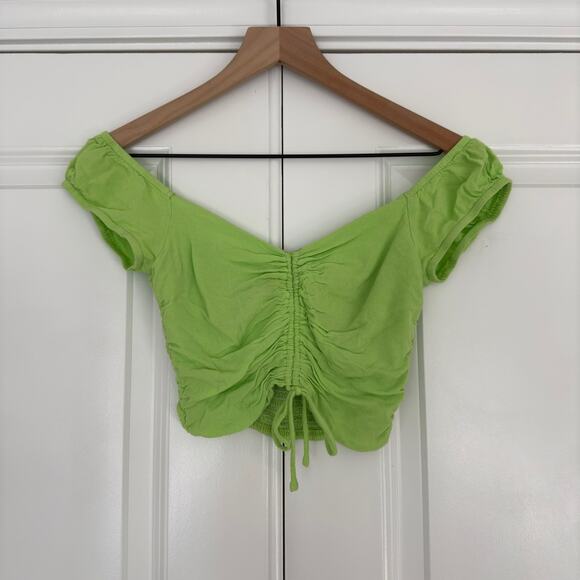 Princess Polly Darshan Top Lime cropped cinched ruched front cap sleeve v-neck 2 - Picture 2 of 10